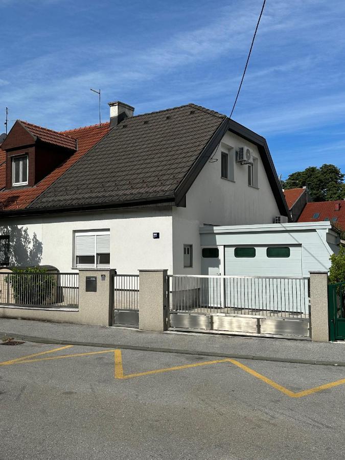 Villa Maksimirhouse Zagabria Esterno foto